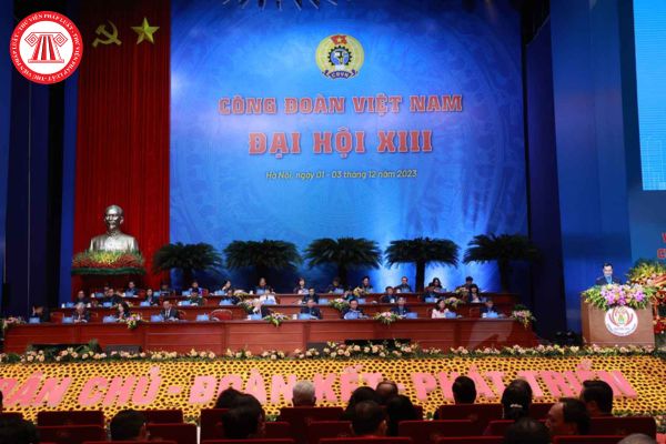 Mục tiêu đổi mới tổ chức và hoạt động công đoàn của Việt Nam trong tình hình mới là gì? Có bao nhiêu giải pháp đổi mới tổ chức và hoạt động công đoàn?