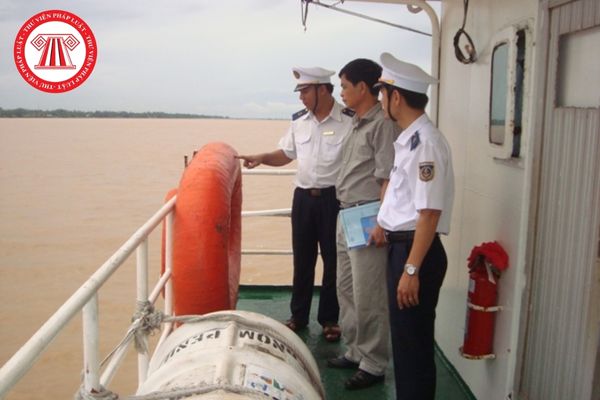 nhân viên nghiệp vụ đăng kiểm tàu biển