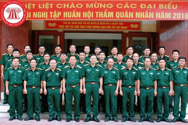 Hội thẩm quân nhân