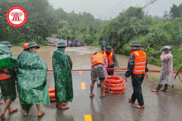 Biện pháp cấm phương tiện vào khu vực nguy hiểm là biện pháp được áp dụng trong phòng thủ dân sự cấp độ mấy?