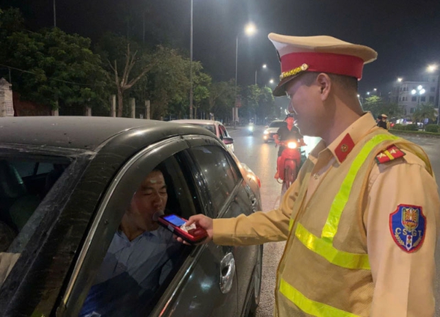 Pháp luật
