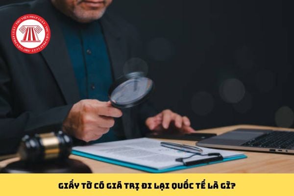 Pháp luật