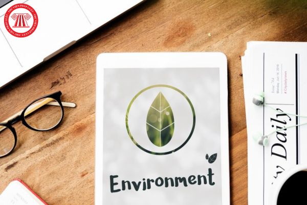 Chủ dự án đầu tư phải công khai báo cáo đánh giá tác động môi trường đã được phê duyệt kết quả thẩm định, giấy phép môi trường khi nào?