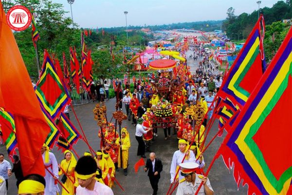 Tổ chức có nhu cầu tổ chức các hoạt động văn hóa trong di tích lịch sử Đền Hùng phải đăng ký trước bao nhiêu ngày?