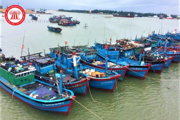 Nơi cư trú của người làm nghề lưu động trên tàu, thuyền là nơi thường xuyên đậu, đỗ đúng không?