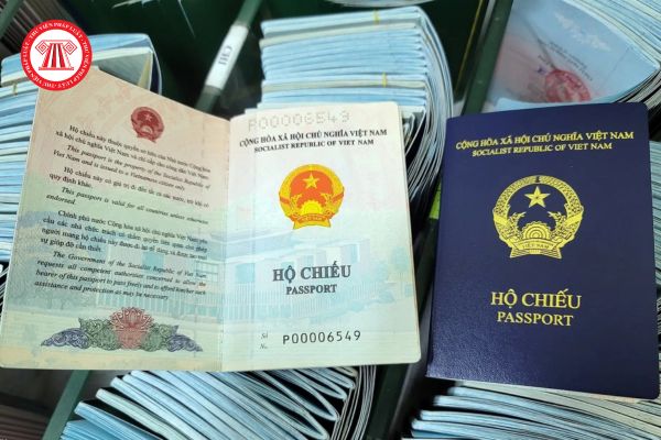 Công an huyện có cấp giấy thông hành xuất nhập cảnh vùng biên giới cho cán bộ, công chức làm việc tại các cơ quan nhà nước có trụ sở đóng tại vùng biên giới Việt Nam và Trung Quốc hay không?