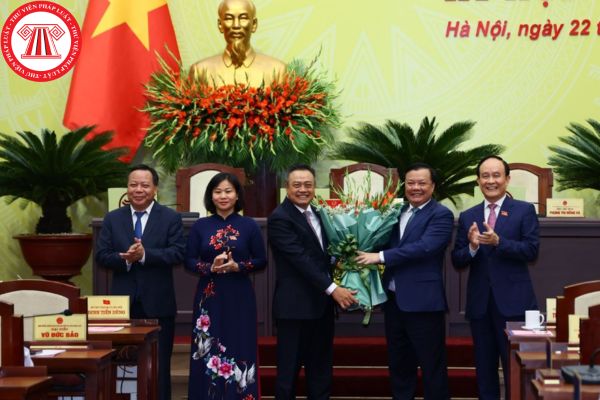 Chủ tịch UBND thành phố Hà Nội