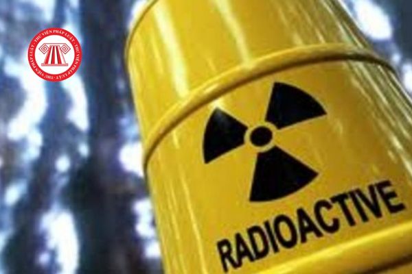Chất thải phóng xạ đã qua sử dụng được lưu giữ tạm thời ở đâu?