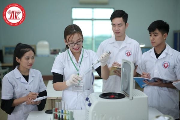 Hoạt động khoa học và công nghệ trong cơ sở giáo dục đại học