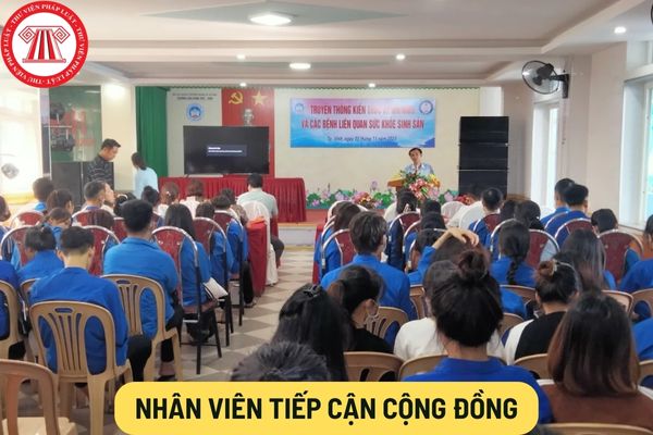 Nhân viên tiếp cận cộng đồng