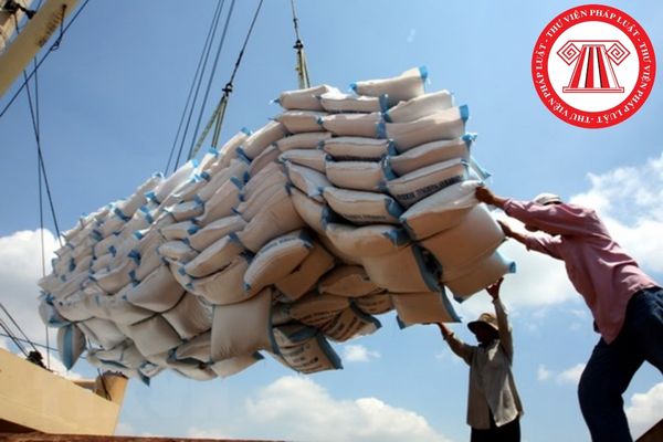 Quy định về đảm bảo chất lượng thóc, gạo hàng hóa xuất khẩu trong việc điều hành xuất khẩu là gì?