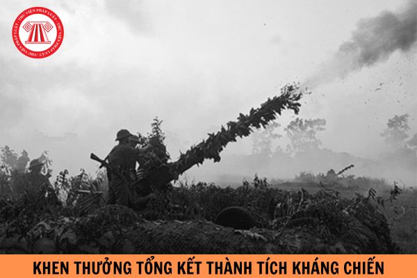 Việc xét khen thưởng tổng kết thành tích kháng chiến được quy định như thế nào?