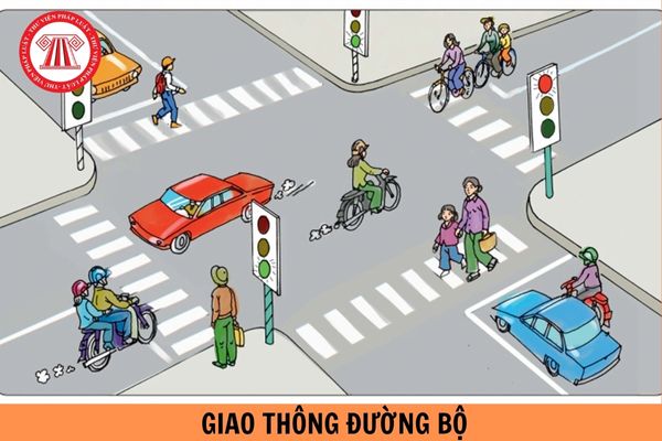 Từ 01/01/2025, 06 hành vi bị nghiêm cấm trong giao thông đường bộ?