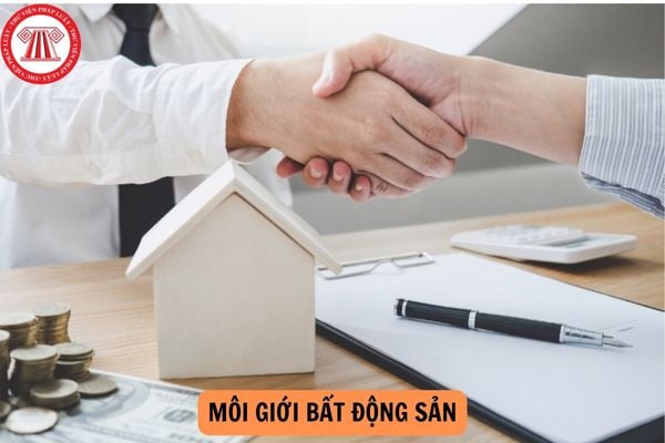 Từ 01/8/2024, cá nhân môi giới bất động sản phải có chứng chỉ hành nghề đúng không?