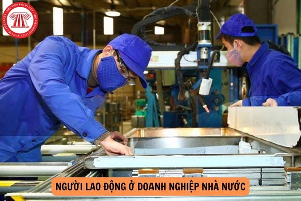 Luật Thực hiện dân chủ ở cơ sở quy định trách nhiệm trong việc tổ chức để người lao động bàn, quyết định và thực hiện quyết định của tập thể người lao động như thế nào?