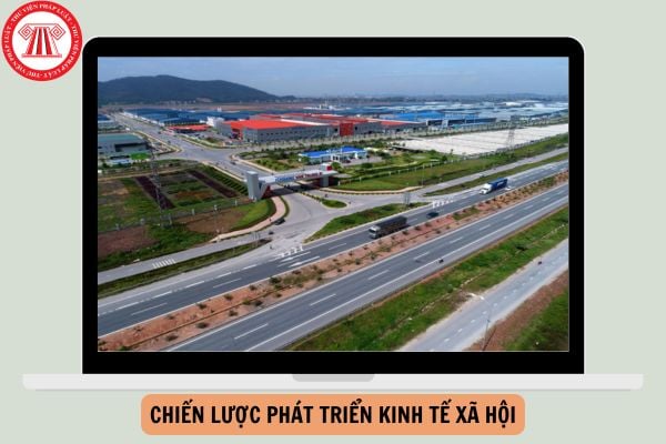 Chiến lược phát triển kinh tế xã hội 10 năm 2021-2030 nêu: “Xây dựng các tỉnh, thành phố trực thuộc Trung ương, phòng thủ quân khu thành ...." gì?