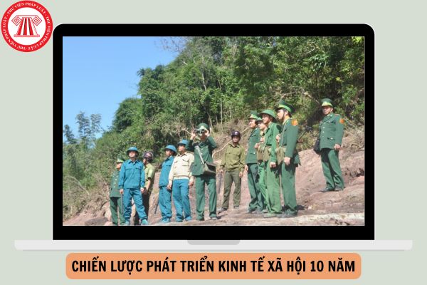 Chiến lược phát triển kinh tế xã hội 10 năm (2021-2030) nêu phương hướng, nhiệm vụ: “Tích cực, chủ động .......... và giữ vững ổn định chính trị, an ninh quốc gia, trật tự, an toàn xã hội, giữ vững chủ quyền số quốc gia trên gì?