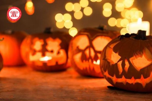 Bí ngô Halloween 2024 mang ý nghĩa gì? Công ty có cần tổ chức lễ hội Halloween cho người lao động không?