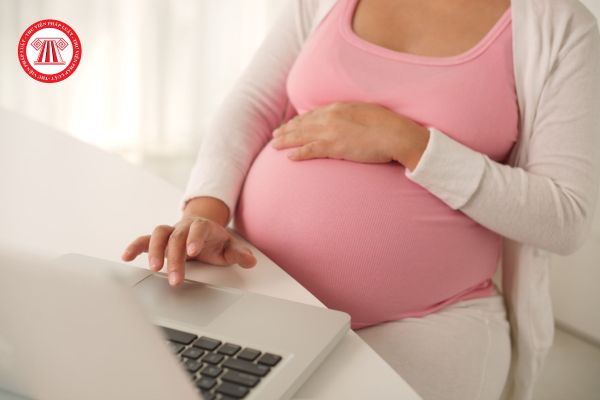 Mang thai tháng thứ 8 là tuần bao nhiêu? Có được yêu cầu lao động nữ mang thai tháng thứ 8 làm thêm giờ hay không?