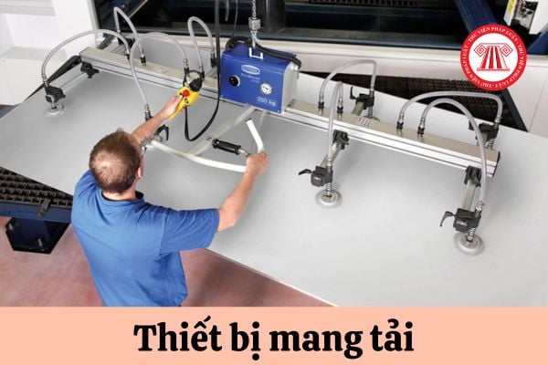 Có phải trang bị thiết bị an toàn cho thiết bị mang tải bằng nam châm điện sử dụng nguồn ắc quy hay không?