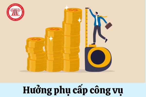 Thời gian bị tạm đình chỉ công tác của công chức có được tính hưởng phụ cấp công vụ hay không?