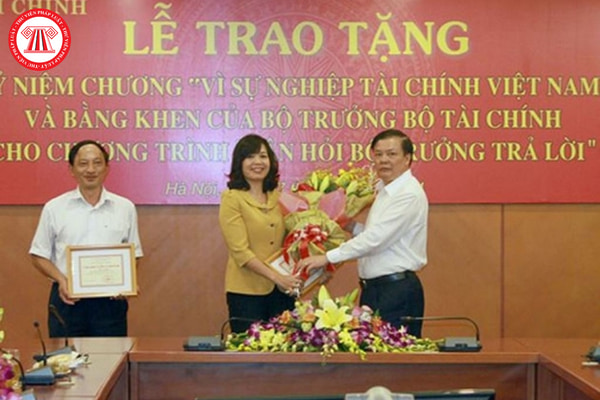 Kỷ niệm chương Vì sự nghiệp Tài chính Việt Nam