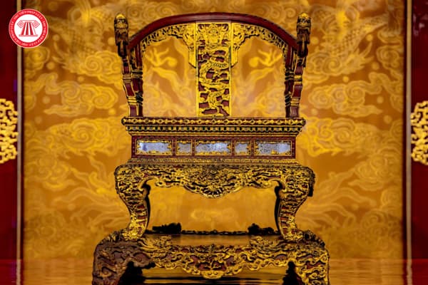 Pháp luật
