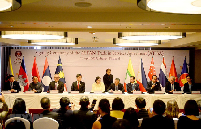 Phê duyệt Hiệp định Thương mại dịch vụ ASEAN (ATISA)