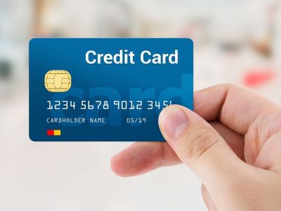 Thẻ tín dụng là gì? Đối tượng, phạm vi sử dụng thẻ tín dụng