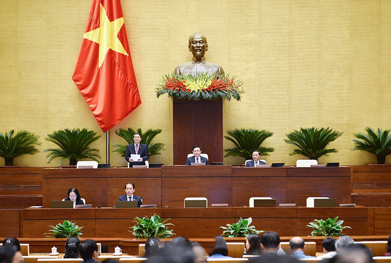 Phó Chủ tịch Quốc hội Nguyễn Đức Hải điều hành phiên họp