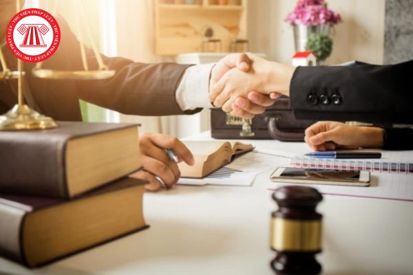 Sổ theo dõi hợp đồng dịch vụ pháp lý trong tổ chức hành nghề luật sư hiện nay đang dùng mẫu nào?