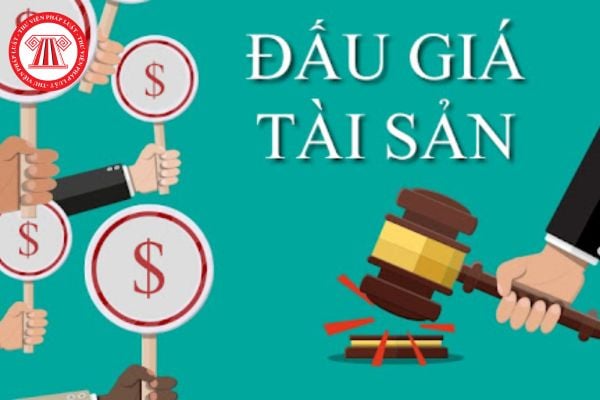 Mẫu thông báo nhận tập sự hành nghề đấu giá tài sản là mẫu nào? Người đang tập sự hành nghề đấu giá có được điều hành cuộc đấu giá hay không?