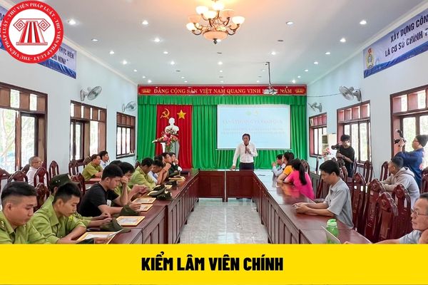 KIỂM LÂM VIÊN CHÍNH