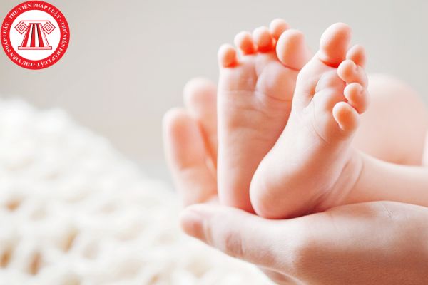 Giấy chứng sinh cho trẻ sinh ra do thực hiện kỹ thuật mang thai hộ
