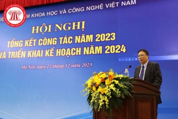 Viện Hàn lâm Khoa học và Công nghệ Việt Nam thực hiện các nhiệm vụ và quyền hạn nào theo quy định?