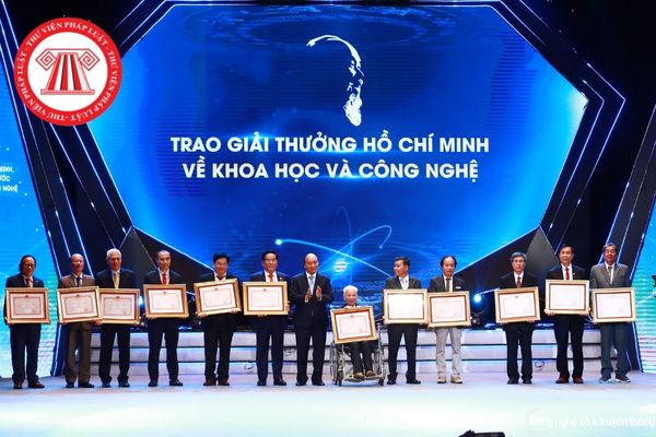 Công trình nghiên cứu khoa học được xét tặng Giải thưởng Hồ Chí Minh về khoa học và công nghệ gồm những công trình nào?
