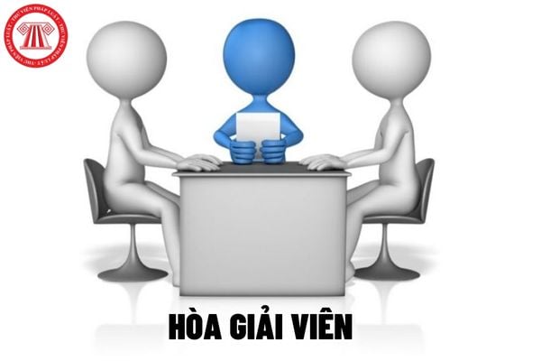 Về quy trình miễn nhiệm Hòa giải viên tại Tòa án thì có cần thông qua cuộc họp xem xét của Hội đồng tư vấn không?