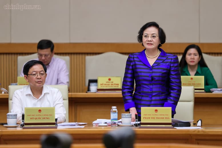 Pháp luật