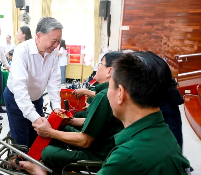Pháp luật