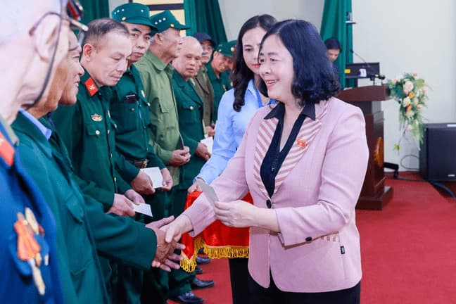 Pháp luật