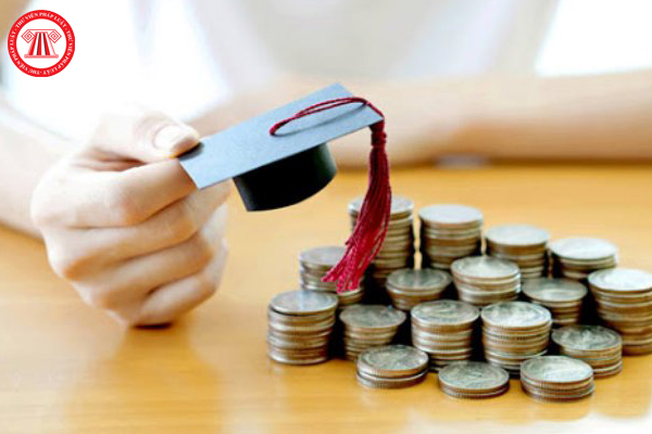 Thu học phí trực tuyến (học online) có bắt buộc phải thấp hơn học phí khi học tập trung tại trường không?
