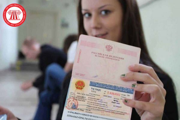 Người nước ngoài có được cấp thị thực tại cửa khẩu quốc tế trong trường hợp vào Việt Nam để thăm người thân đang ốm nặng không?