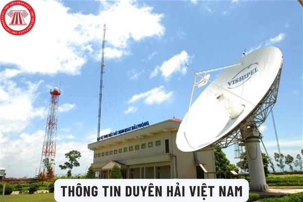 Trong hệ thống thông tin duyên hải Việt Nam có những Đài Thông tin nào? Thời gian triển khai cung cấp dịch vụ sự nghiệp công thông tin duyên hải là khi nào?