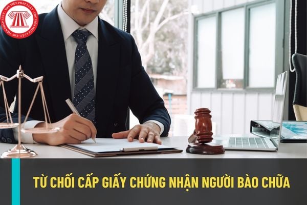 Luật sư bị từ chối cấp Giấy chứng nhận người bào chữa trong trường hợp nào? Ai có quyền lựa chọn người bào chữa?