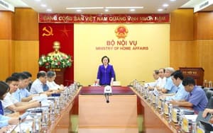 Pháp luật