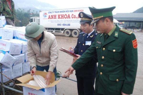 Thành phần Đoàn kiểm tra về chất lượng sản phẩm, hàng hóa nhóm 2 bao gồm những ai theo Thông tư 90?