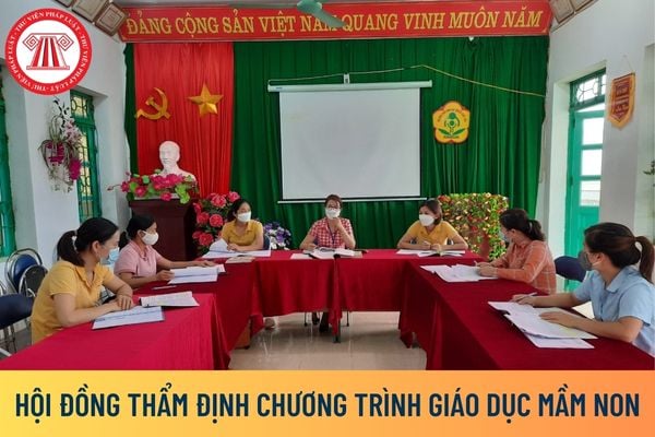 Hội đồng thẩm định chương trình giáo dục mầm non