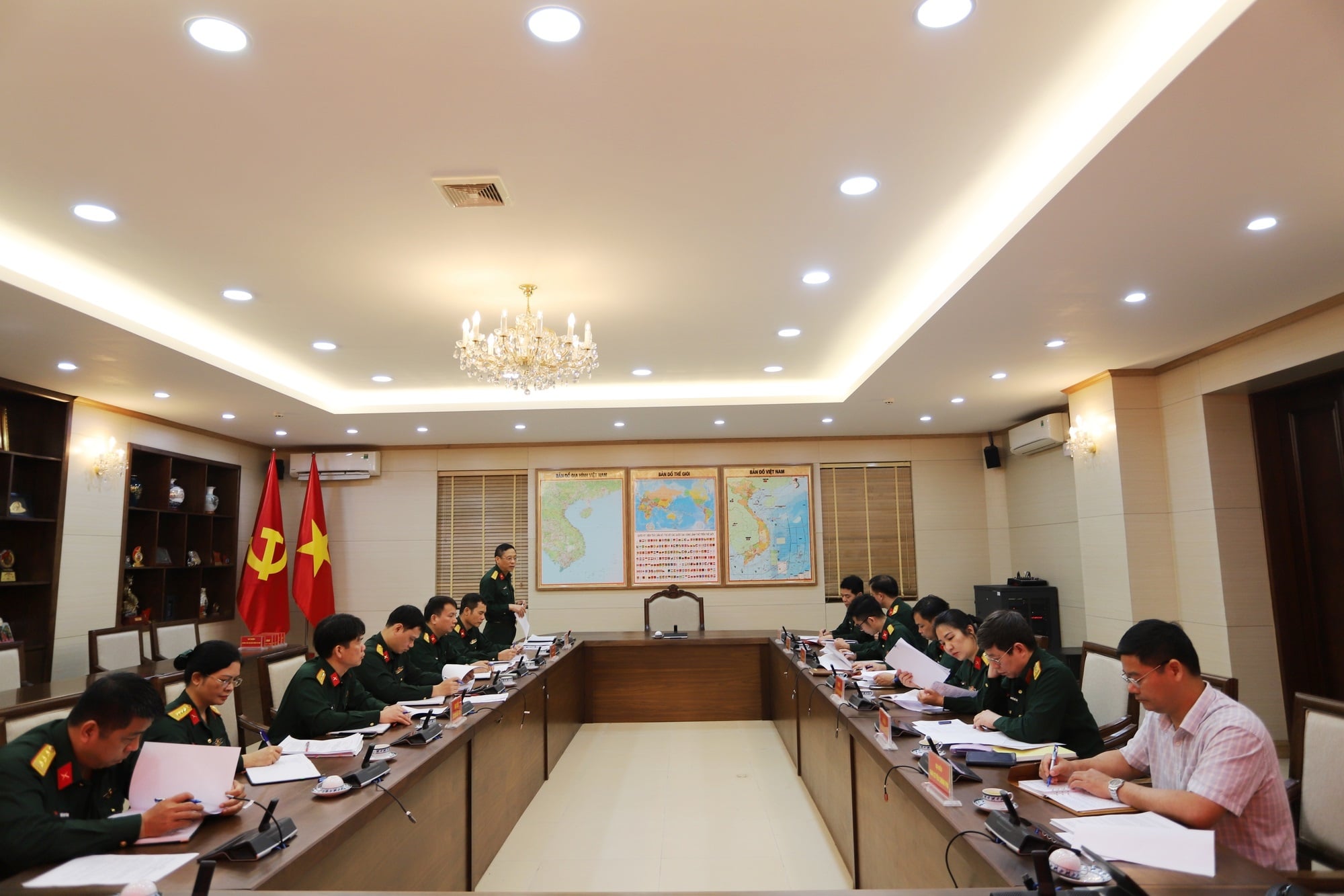 Pháp luật