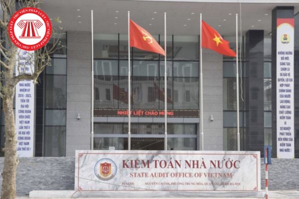 Pháp luật