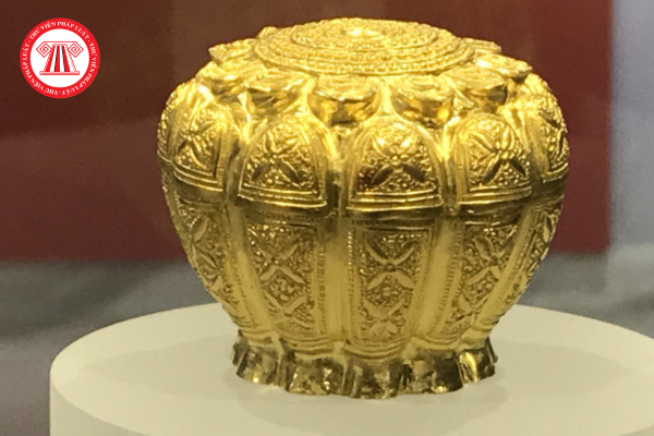 Pháp luật